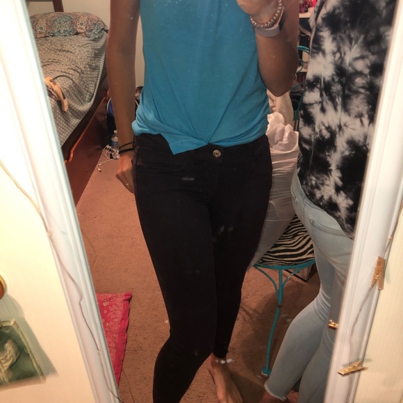 Dark faded purple American eagle - Picture 2 of 4